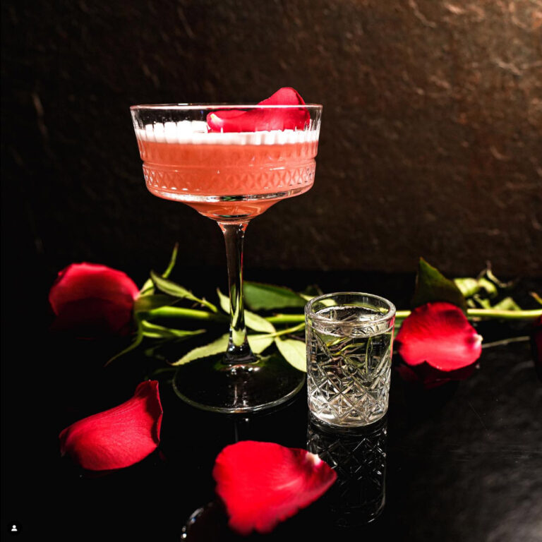 colosseumbar3 768x768